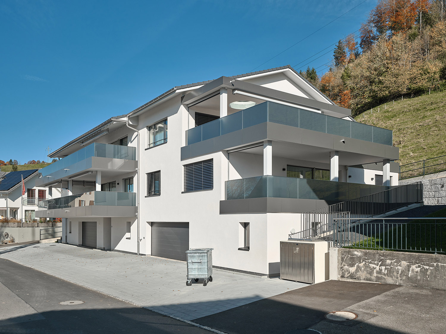 Oberdorfstrasse 27 Rothenthurm GP20986 Gerry Pacher.jpg